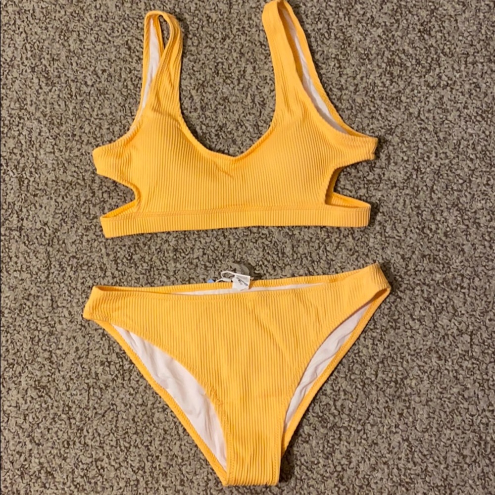 Bathing suit!